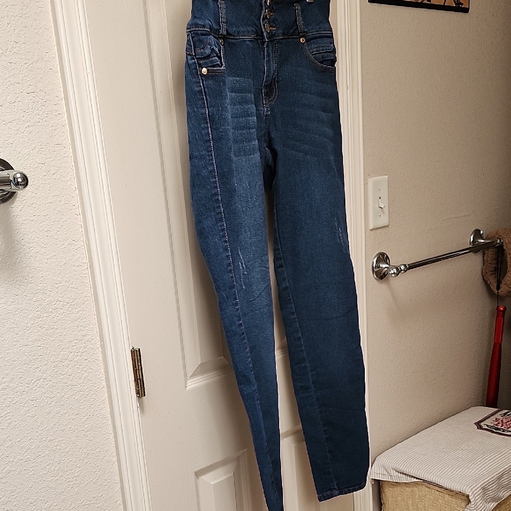 Classic High Rise Denim Jeans for Women